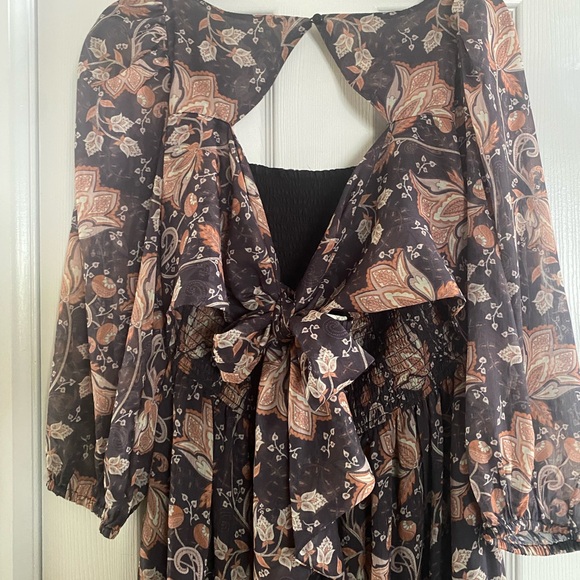 Beautiful Boho style Let Me Be dress. - Picture 6 of 8